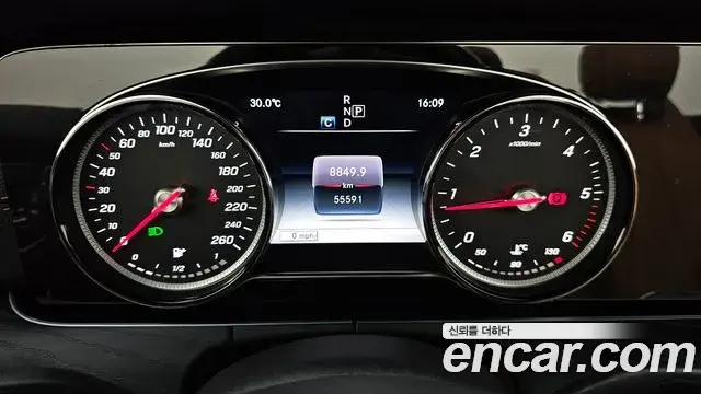 Mercedes-Benz E-Class 2018 — Фото 8/20