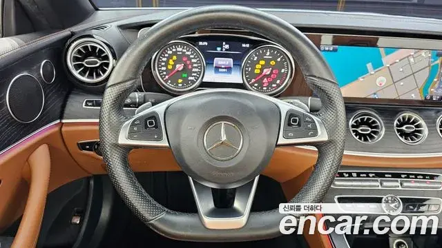 Mercedes-Benz E-Class 2018 — Фото 13/20