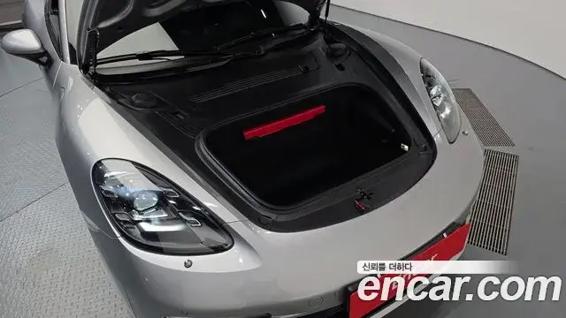 Porsche 718 Cayman 2018 — ფოტო 16/30