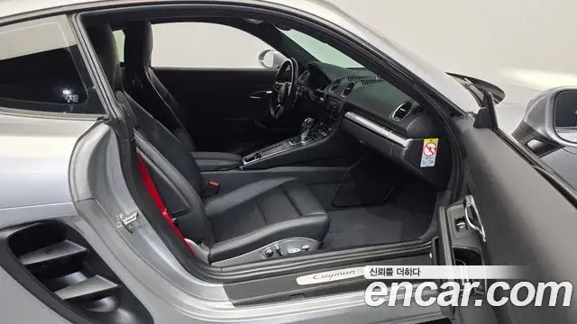 Porsche 718 Cayman 2018 — ფოტო 21/30