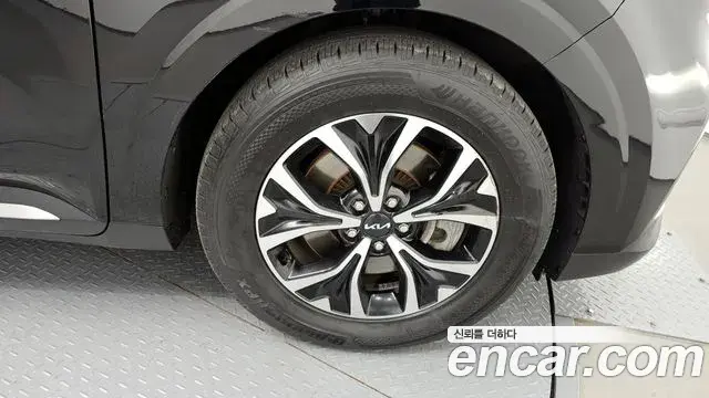 Kia Carnival 2022 — Фото 5/20