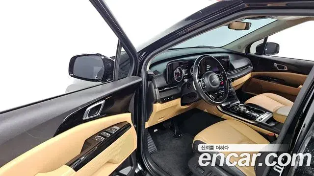 Kia Carnival 2022 — Фото 10/20