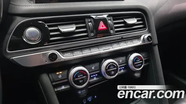 Genesis G70 2019 — Şəkil 16/20