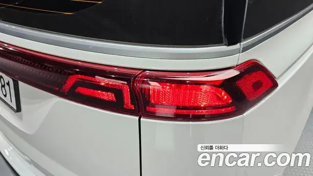 Kia Carnival 2022 — ფოტო 24/30