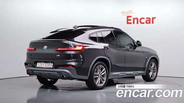 BMW X4 2020 — Фото 2/20