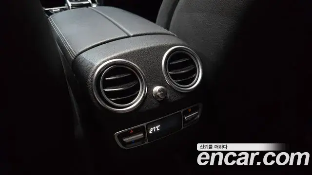 Mercedes-Benz GLC-Class 2019 — Şəkil 1/30