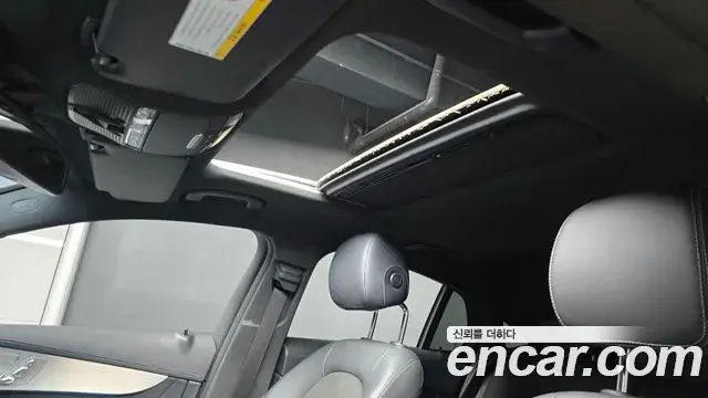 Mercedes-Benz GLC-Class 2019 — Şəkil 16/30