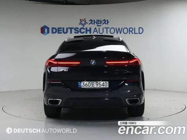 BMW X6 2021 — ფოტო 14/20