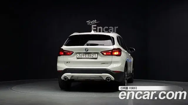 BMW X1 2022 — Фото 4/20