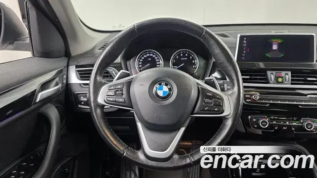 BMW X1 2022 — Фото 12/20