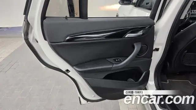 BMW X1 2022 — Şəkil 3/31