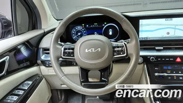 Kia Carnival 2022 — Photo 22/33