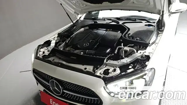 Mercedes-Benz E-Class 2020 — Фото 6/20