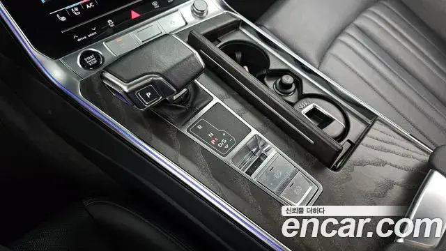 Audi A6 2021 — Şəkil 35/35