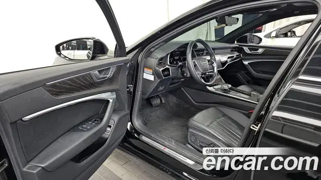 Audi A6 2021 — Şəkil 20/35