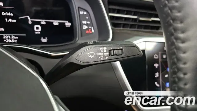 Audi A6 2021 — Şəkil 21/35