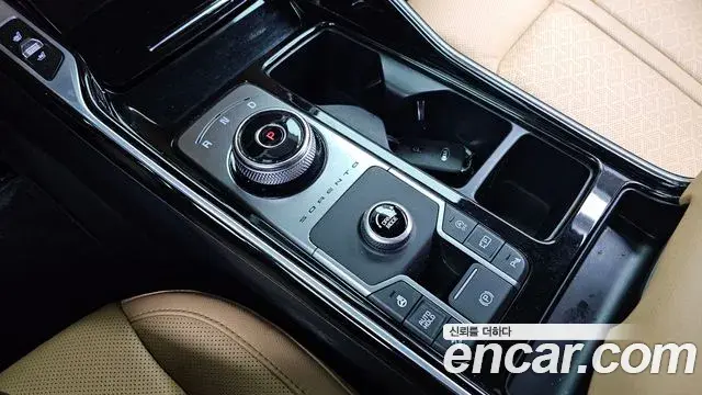 Kia Sorento 2021 — ფოტო 35/36