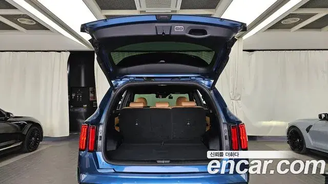 Kia Sorento 2021 — ფოტო 31/36