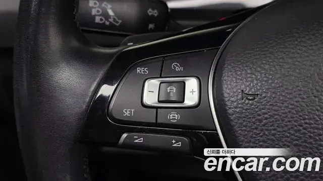 Volkswagen Tiguan 2019 — ფოტო 19/32