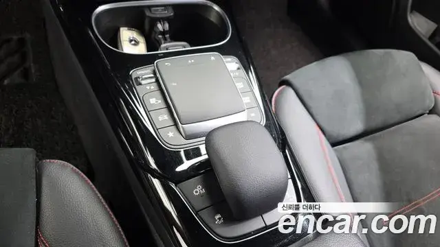 Mercedes-Benz A-Class 2022 — Şəkil 8/20