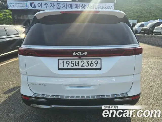 Kia Carnival 2023 — Фото 5/20