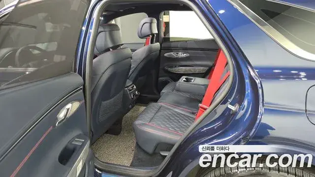 Genesis GV70 2022 — Photo 20/20