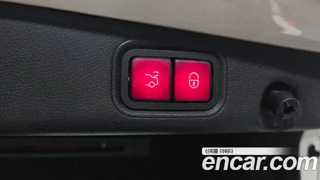 Mercedes-Benz E-Class 2018 — ფოტო 17/33