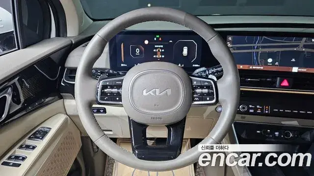 Kia Carnival 2024 — Фото 13/20