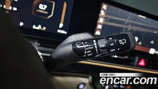 Kia Carnival 2024 — Фото 19/20