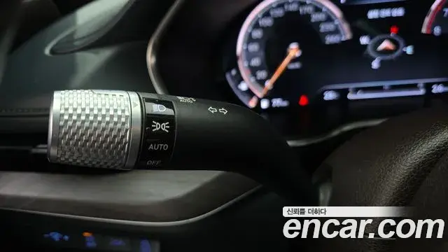 Genesis G80 2020 — Şəkil 33/34