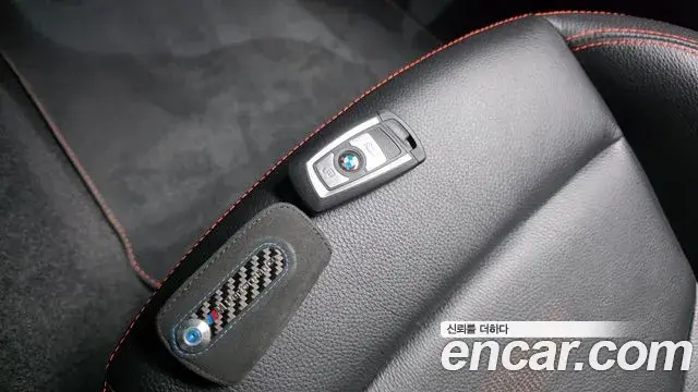 BMW M2 2019 — Şəkil 17/31