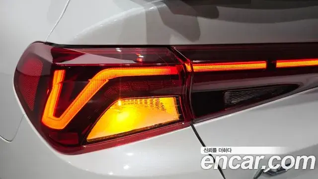 Kia K5 2021 — Photo 19/35