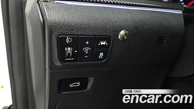 Kia K5 2021 — Photo 23/35