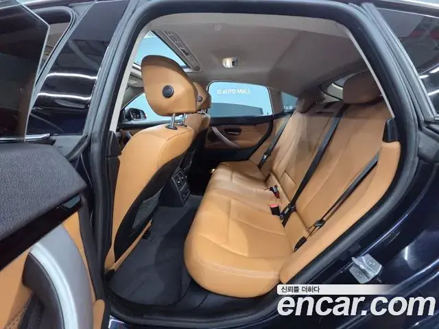 BMW 4 Series 2018 — Şəkil 17/20