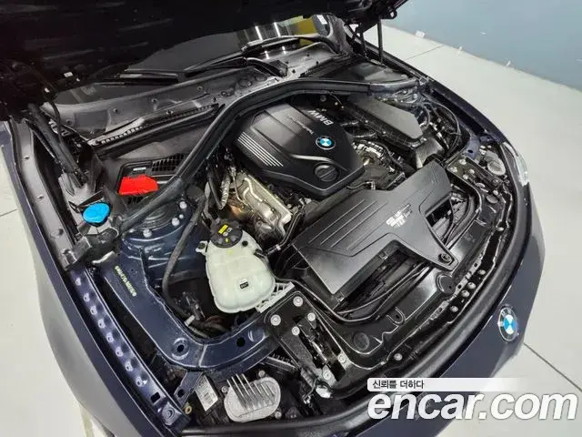BMW 4 Series 2018 — Şəkil 15/20