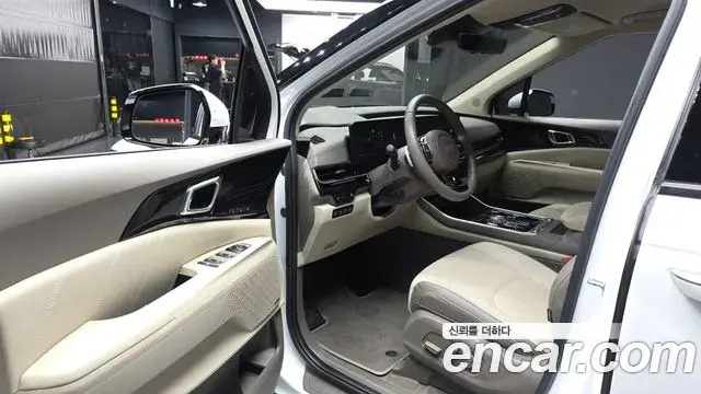 Kia Carnival 2024 — Фото 10/20