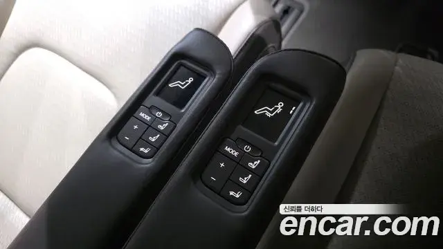 Kia Carnival 2024 — Фото 18/20