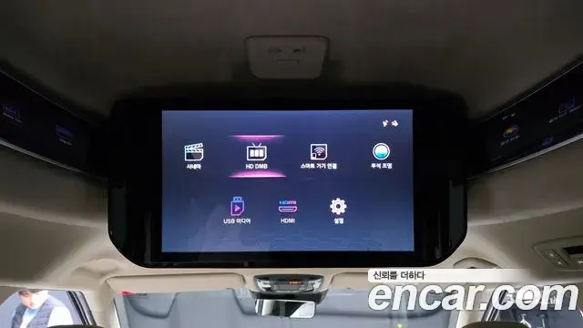 Kia Carnival 2024 — Фото 19/20