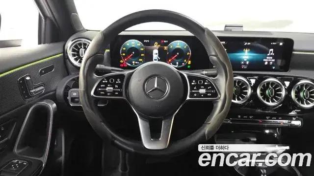 Mercedes-Benz A-Class 2021 — Şəkil 30/30