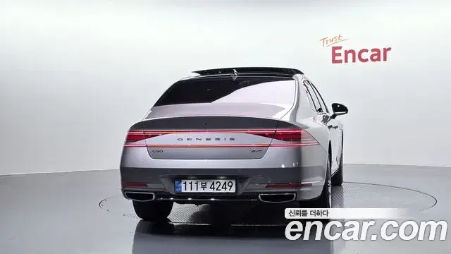 Genesis G90 2022 — Photo 5/20