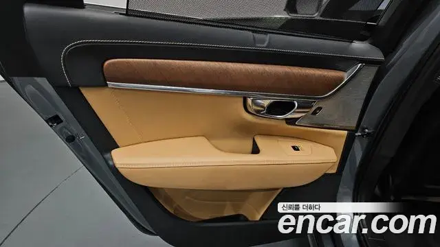 Volvo S90 2019 — Şəkil 21/34