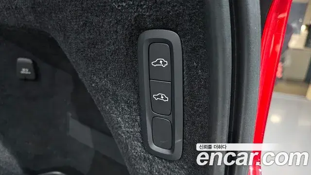 Volvo XC90 2022 — ფოტო 19/41