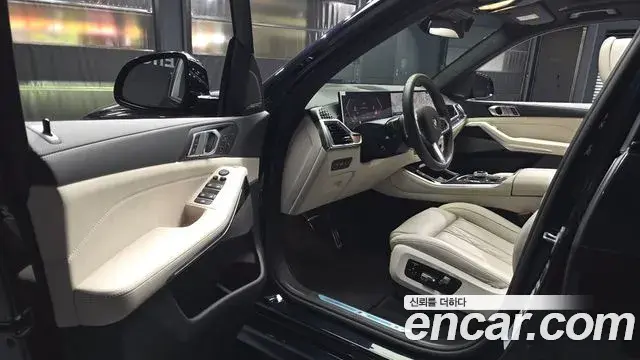 BMW X5 2025 — ფოტო 13/35