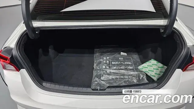 Kia K5 2020 — Photo 15/32