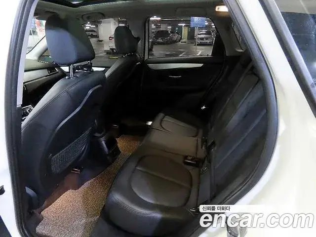 BMW 2 Series Active Tourer 2019 — Photo 18/19