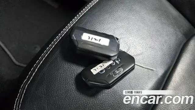 Jeep Wrangler 2018 — Şəkil 9/20