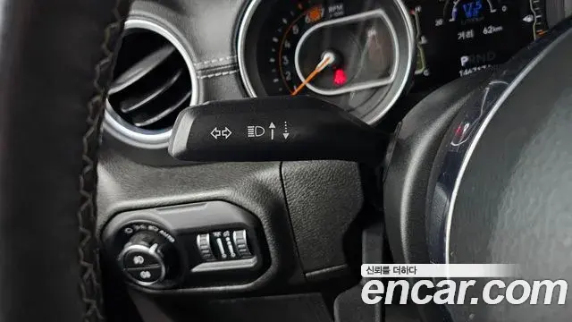Jeep Wrangler 2018 — Şəkil 6/20