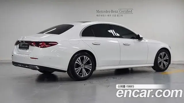 Mercedes-Benz E-Class 2025 — Şəkil 10/20