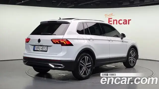 Volkswagen Tiguan 2023 — Şəkil 8/34