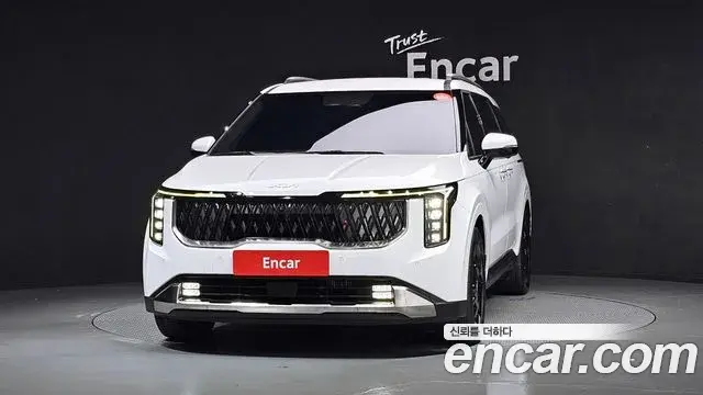 Kia Carnival 2024 — Фото 2/20